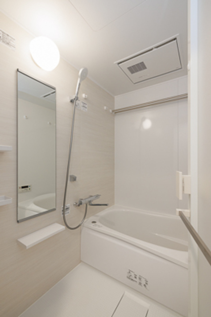 バス・シャワールーム　※写真は同タイプ住戸です。