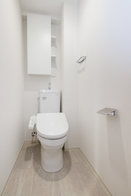 トイレ　※写真は同タイプ住戸です。