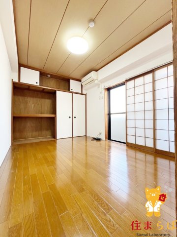 ロビー　暮らしの中心になる場所