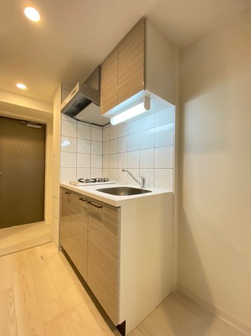 キッチン　コンパクトなキッチンで掃除もラクラク