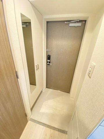 玄関　落ち着いた玄関です