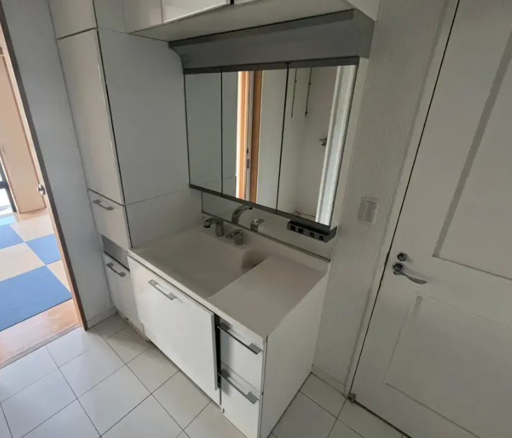 洗面設備　※こちらの写真は他部屋になり参考写真です