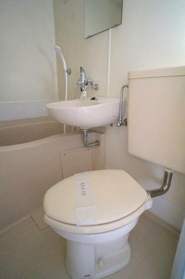 トイレ　落ち着いたトイレです