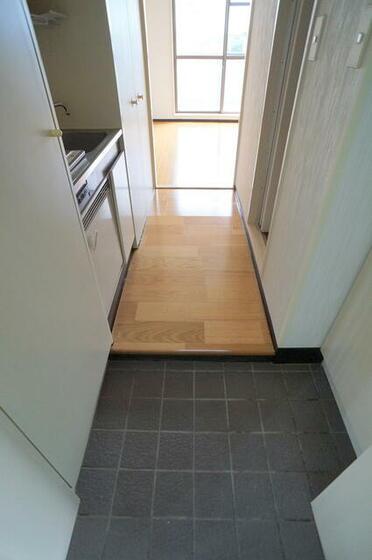 玄関　明るい玄関です