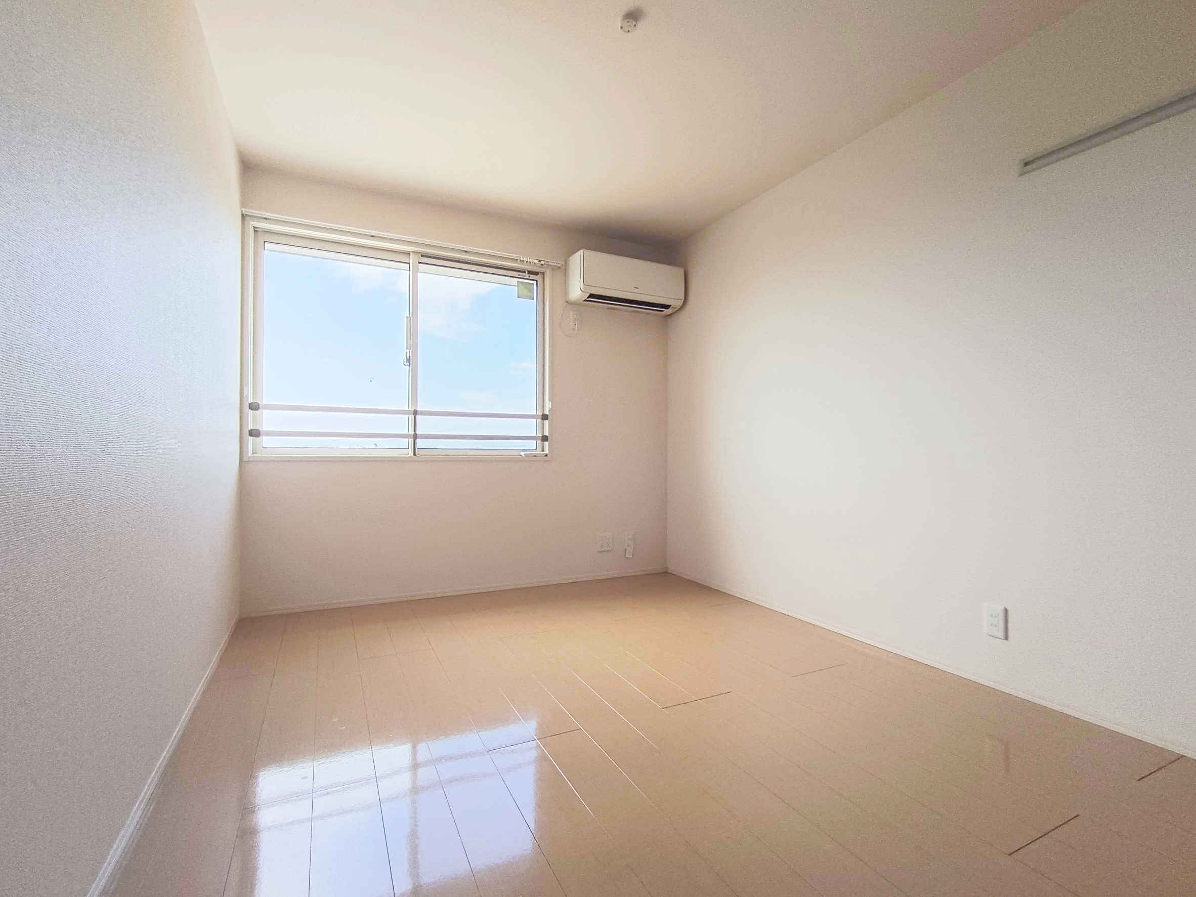 その他部屋・スペース　北側洋室6.2帖は子ども部屋にも♪