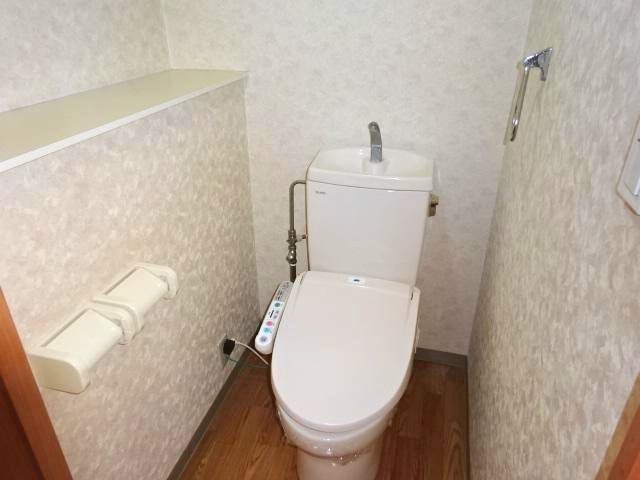トイレ　※同タイプの部屋写真です