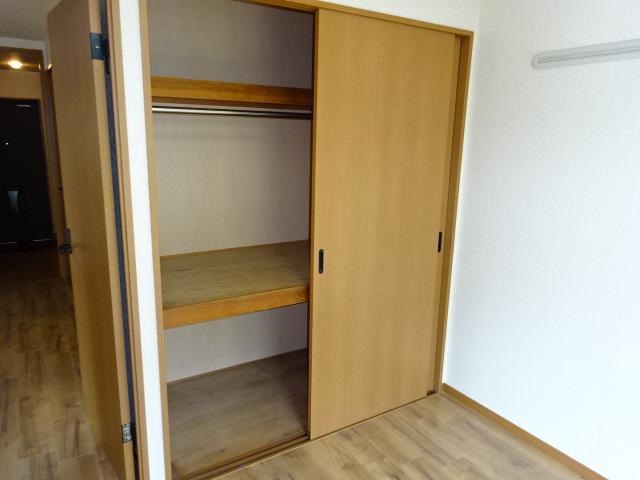 収納　※同タイプの部屋写真です