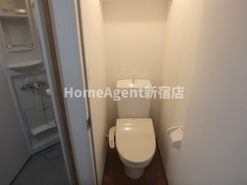 トイレ　同仕様写真　ウォシュレット付き