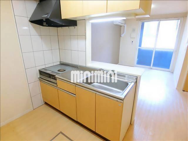 キッチン　３口ＩＨヒーター付きのキッチンです。