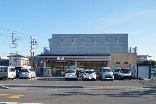 コンビニ　セブンイレブン日立若葉町店（コンビニ）まで674m