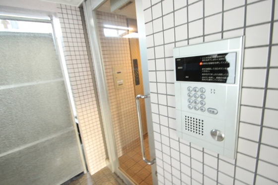 セキュリティ　※別号室の写真です。