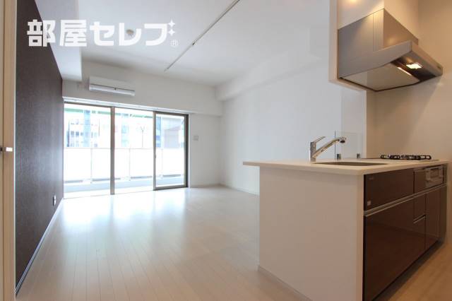 居室・リビング　※反転タイプ写真