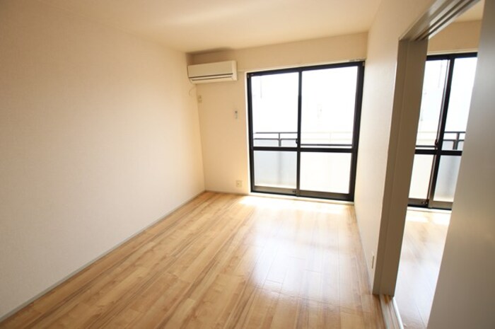 居室・リビング　居室・リビング