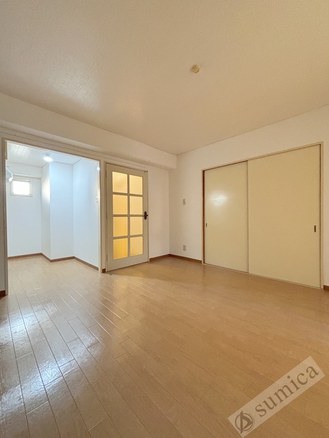 居室・リビング　使い勝手のいいリビングですね♪♪