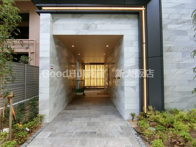 エントランス　Dimus新大阪