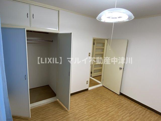 収納　洋室　収納