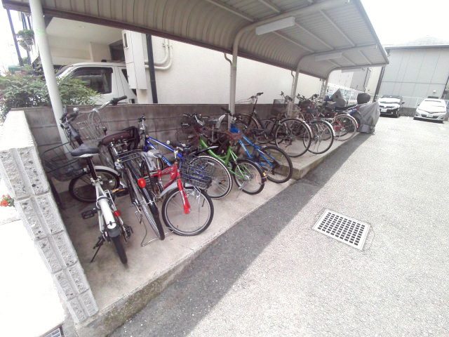 その他共有部分　駐輪スペース。