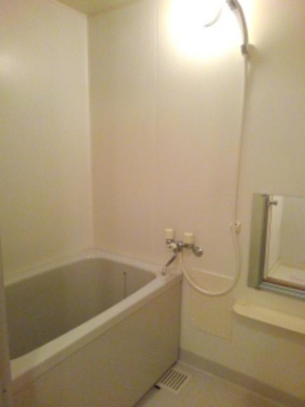 バス・シャワールーム　図面と現状に相違がある場合には現状を優先