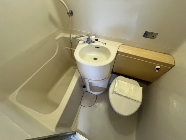 バス・シャワールーム　東和マンション広小路