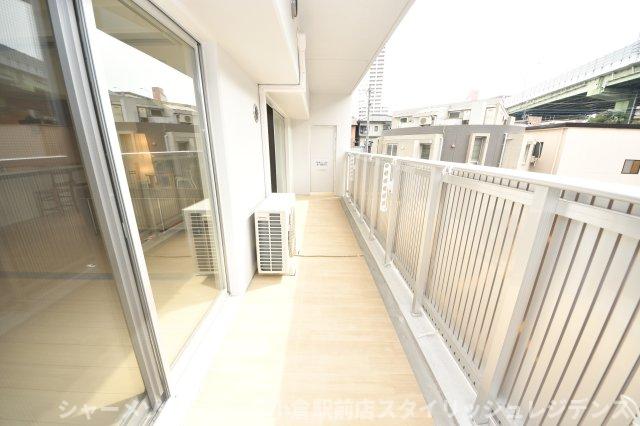 バルコニー　現況と異なる場合は現況を優先します