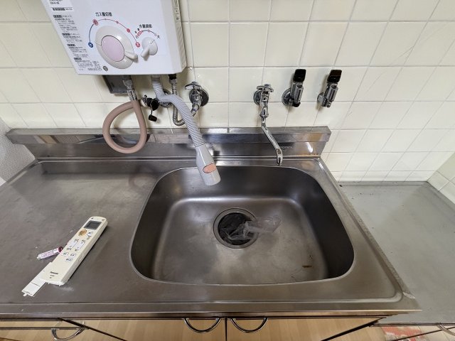 洗面設備　ゆったりとスペースのある洗面所