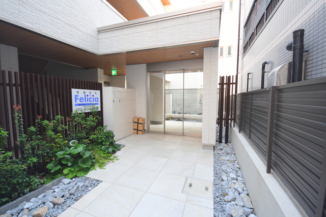 エントランス　エントランス