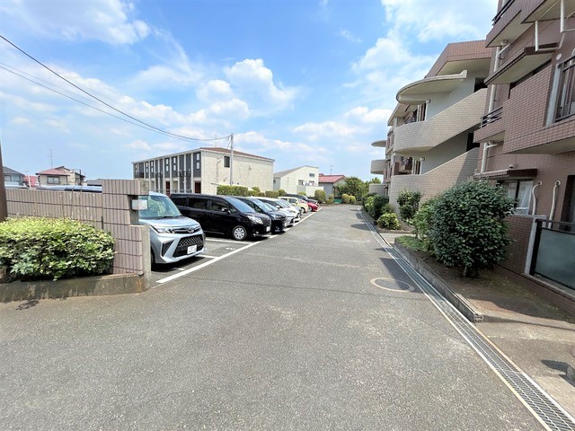駐車場　★敷地内駐車場（有料・要空き確認）★