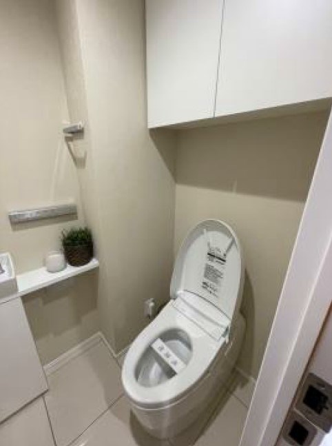 トイレ　別部屋参考写真