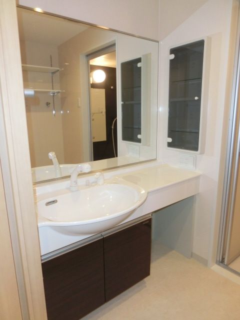 洗面設備　シャンプードレッサー