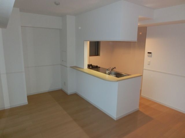 居室・リビング　おしゃれなカウンターキッチン