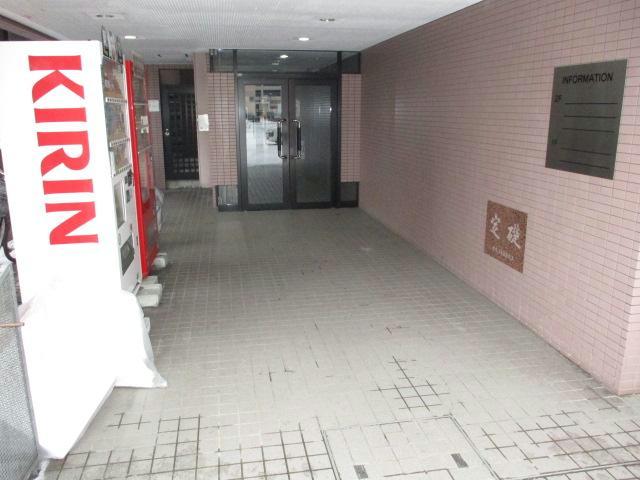 エントランス　エントランス部分