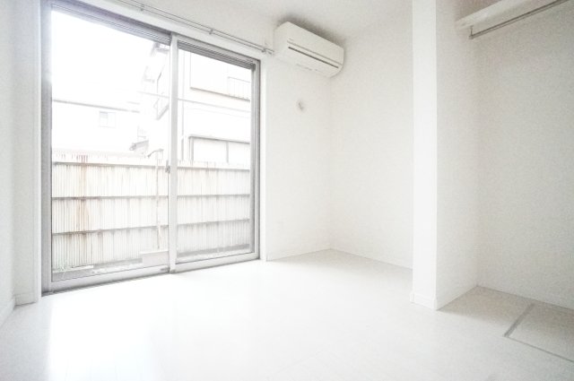 居室・リビング　※同物件・同タイプの写真です。