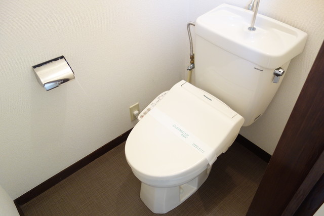 トイレ　室内写真別部屋。現状優先。