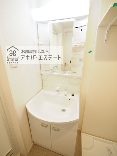 洗面設備　同一仕様写真