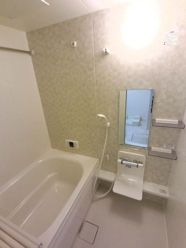 バス・シャワールーム　図面と現状に相違がある場合には現状を優先