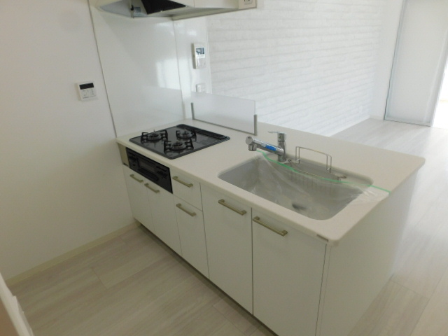 キッチン　写真は同型イメージです