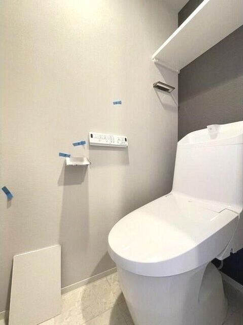 トイレ　温水洗浄便座完備