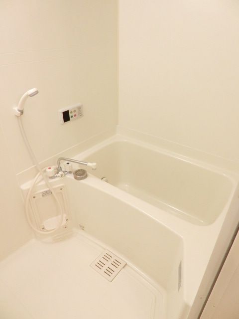 バス・シャワールーム　お風呂で毎日の疲れもスッキリ♪