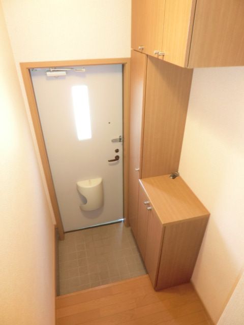玄関　シューズボックス付きの玄関！