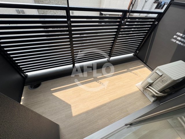 バルコニー　ソルテラスOSAKA緑橋クレアスト　バルコニー