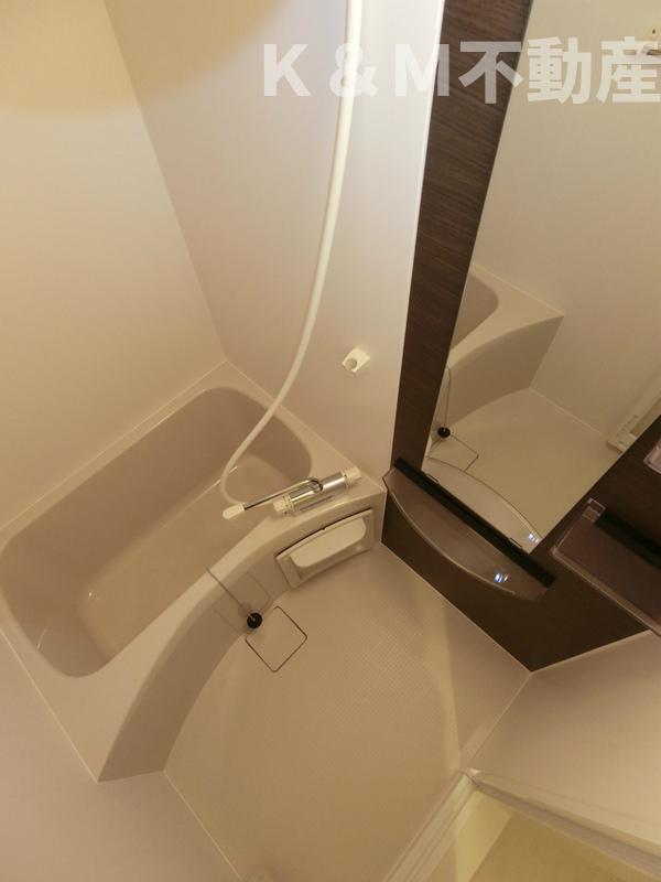 バス・シャワールーム　日々の疲れを癒すお風呂付です