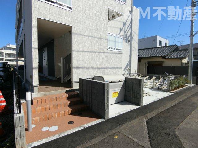 エントランス　建物の内部です