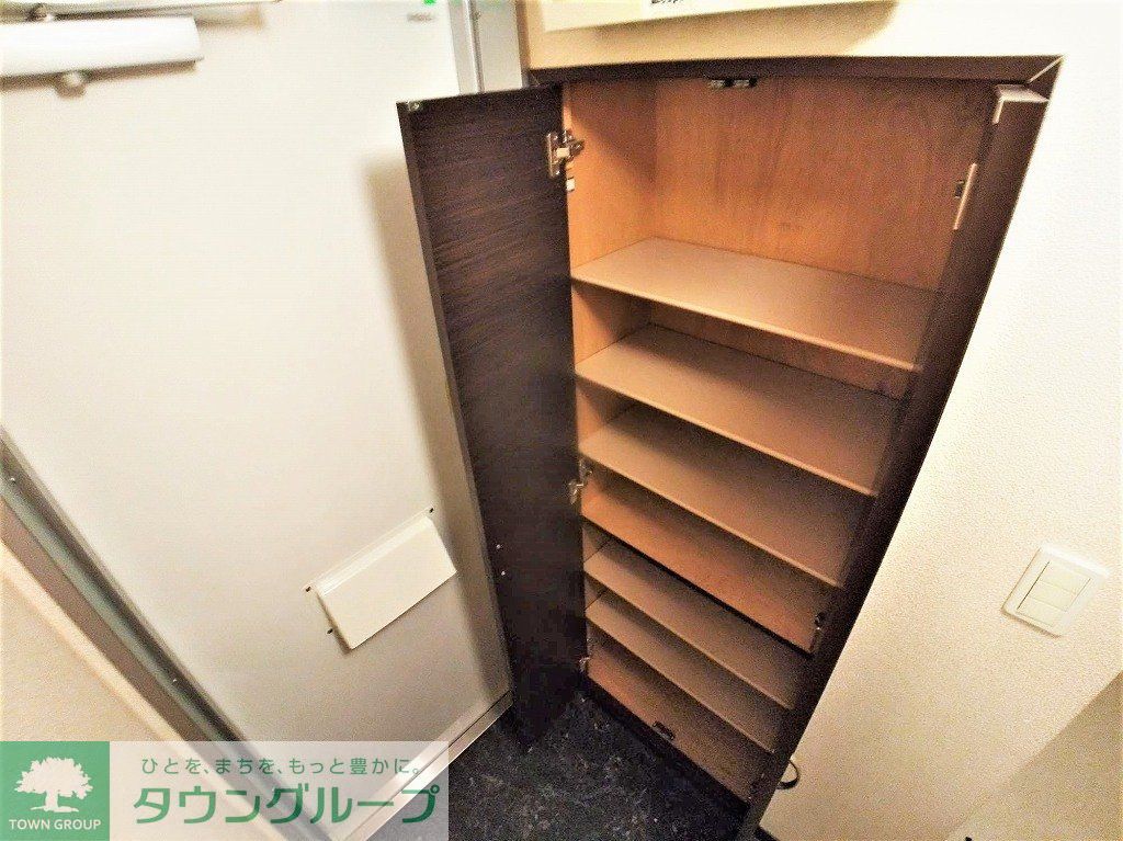 収納　シューズボックス