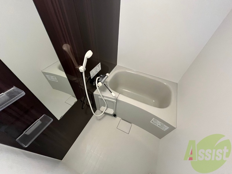 バス・シャワールーム　疲れを癒すには湯船でゆっくりするのが良いですよ。