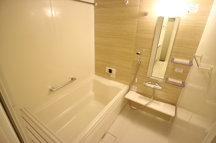 バス・シャワールーム　浴室