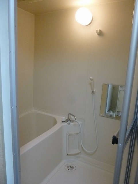 バス・シャワールーム　※写真は　405号室