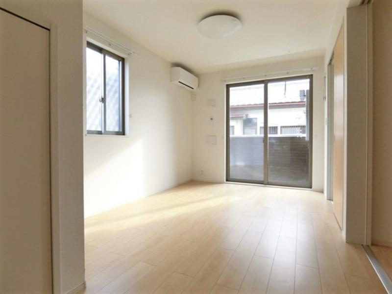 居室・リビング　図面と現状に相違がある場合には現状を優先