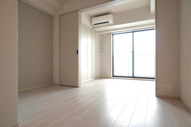 居室・リビング　※別部屋参考写真