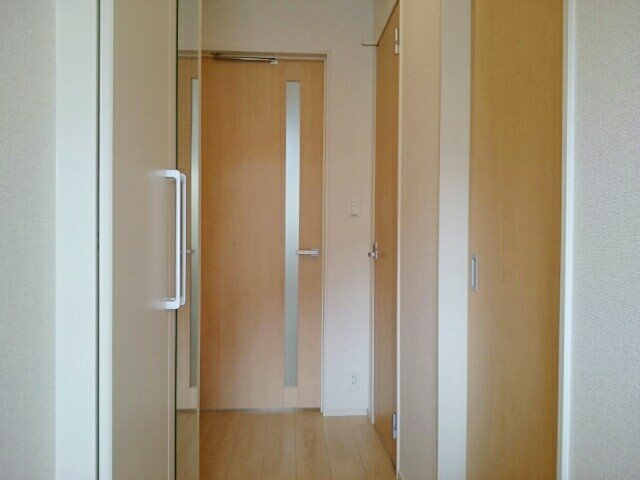 玄関　収納もある玄関です