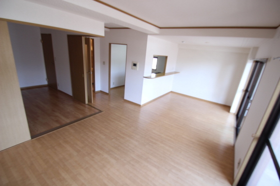 居室・リビング　※別部屋の写真です